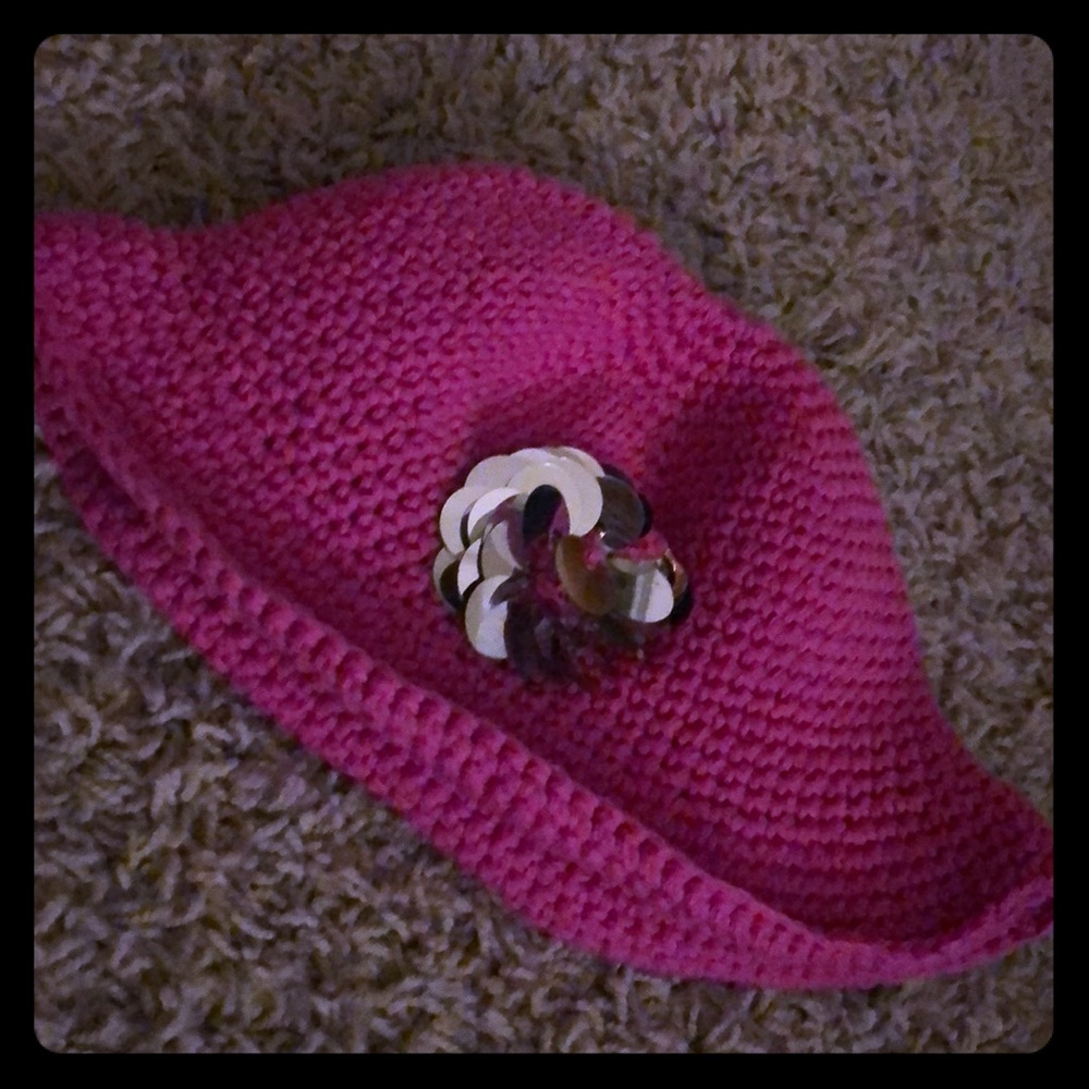 Ladies or girls hat!